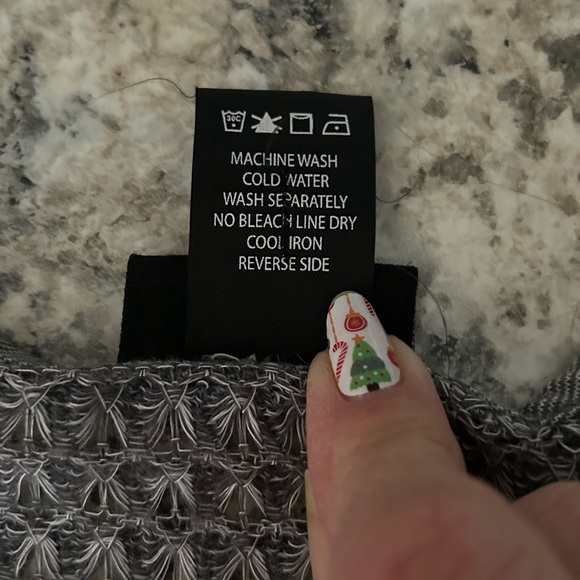 Rue 21 Waffle Knit Cold Shoulder Sweater Top Soft Cozy Gray Y2K Size M - Picture 6 of 8